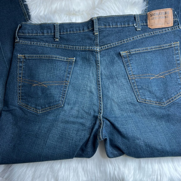 Men's Signature by Levi's Strauss S61 Relaxed Fit 42 x 30 Jeans - Picture 9 of 9